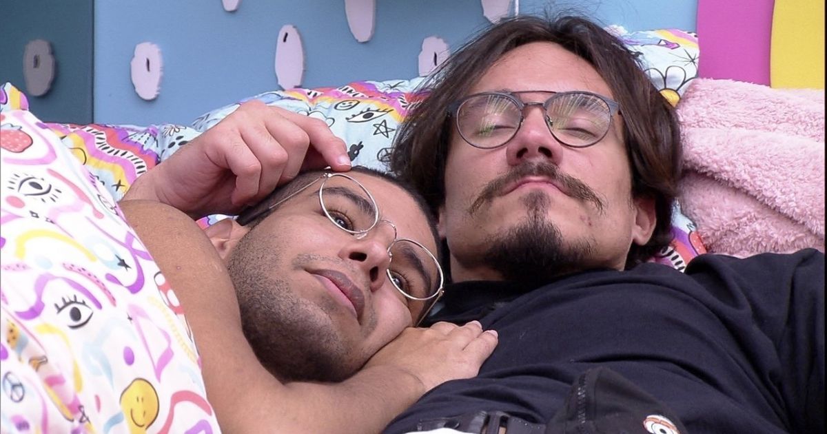 Eliezer diz que ‘romance’ com Vyni dentro do ‘BBB22’ foi criado pela Globo