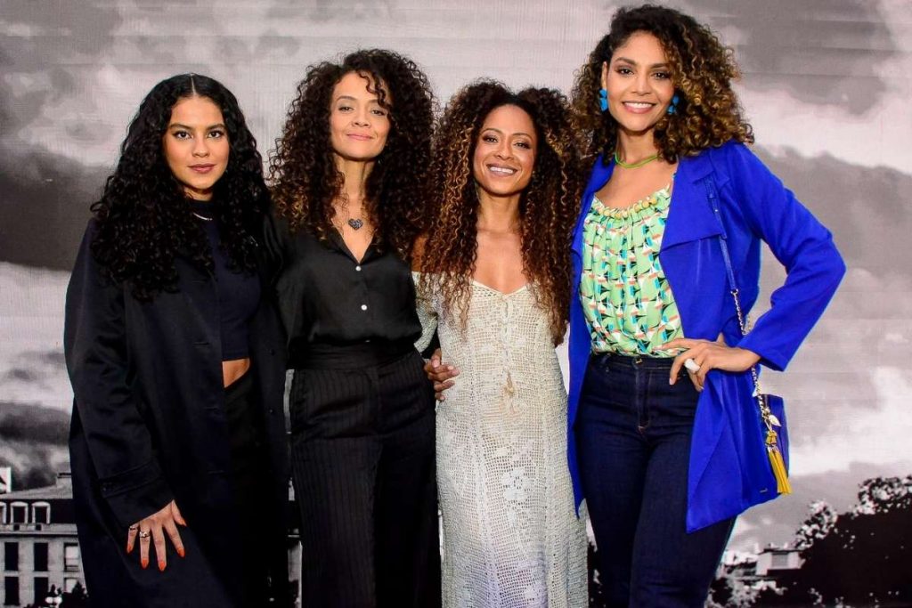 Bela Campos, Aline Borges, Cinara Leal e Bárbara Reis