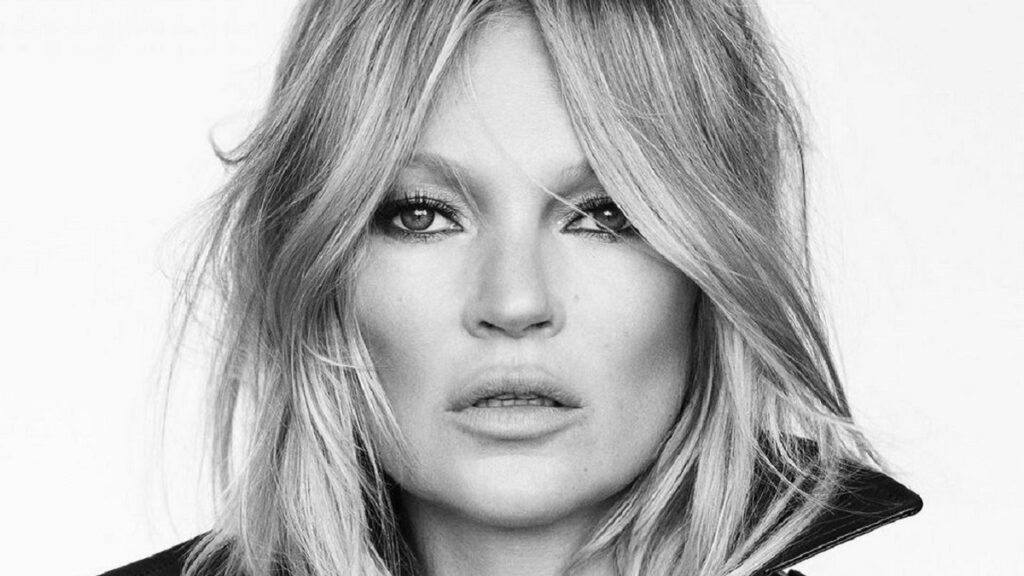 Kate Moss fotografada para a 'Vogue' russa - Foto: Reprodução / Instagram