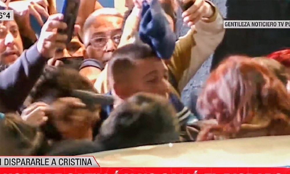 Vídeo: Cristina Kirchner, vice-presidente da Argentina, sofre tentativa de assassinato