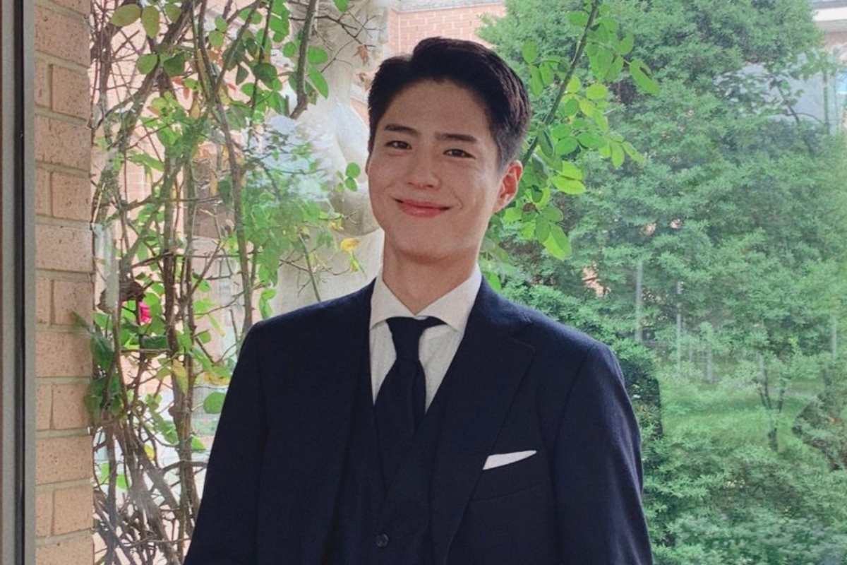 Park Bo-Gum posando para foto