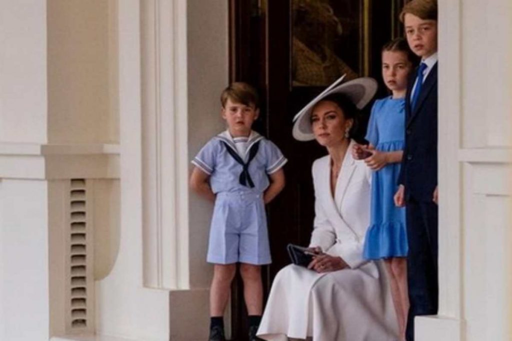 Kate Middleton com os filhos