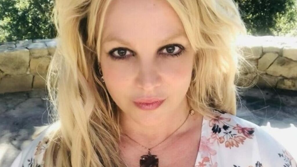 Britney compartilha carta aberta em suas redes sociais