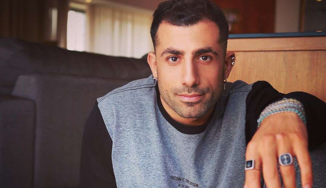 Kaysar Dadour comemora 4 anos de sua família no Brasil