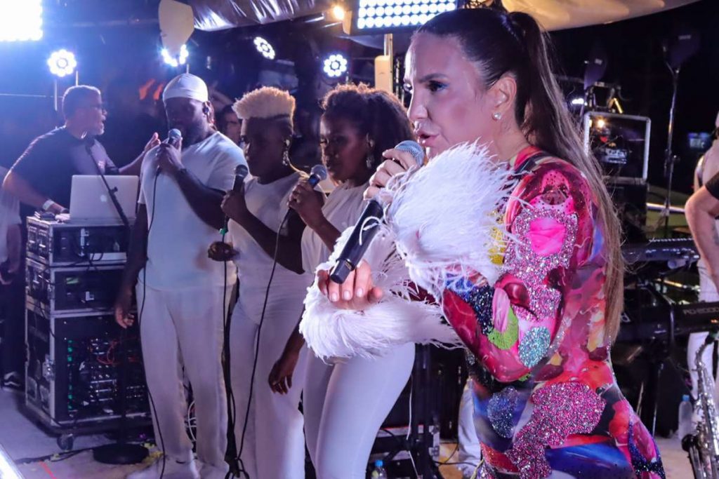 Ivete Sangalo encerra o Carnatal