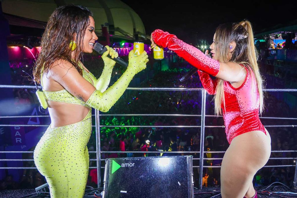 Anitta e Lexa arrasaram em cima do trio elétrico