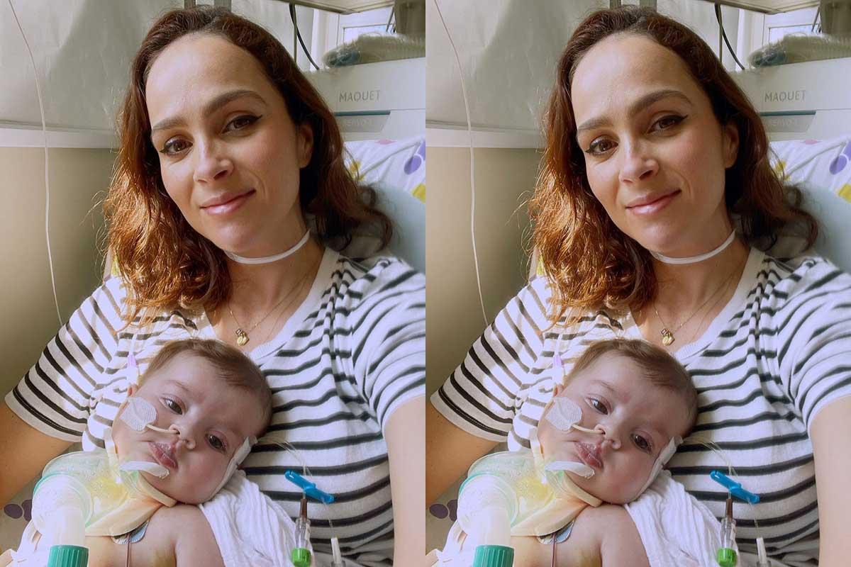 Letícia Cazarré com a filha Maria Guilhermina