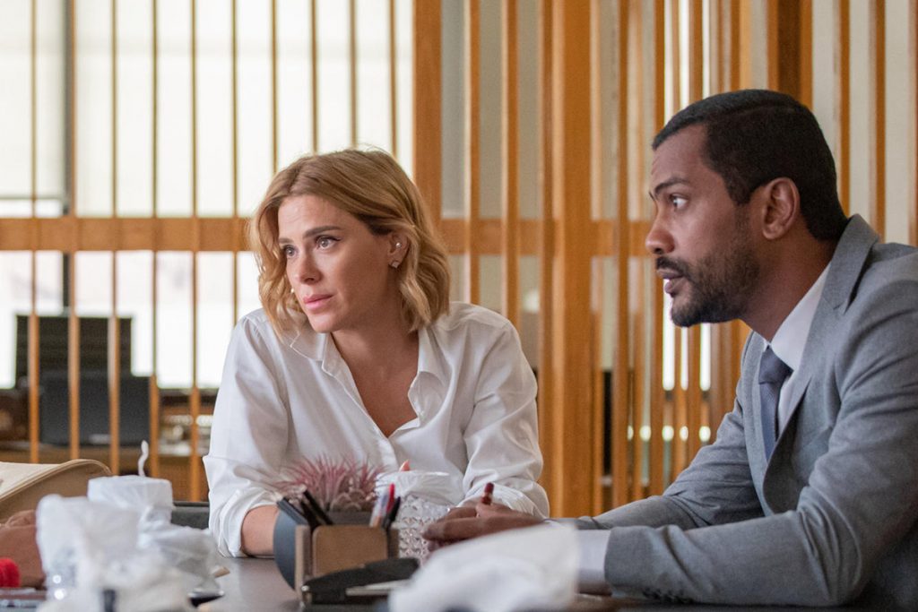 Lumiar (Carolina Dieckmann) e Ben (Samuel de Assis) em Vai Na Fé