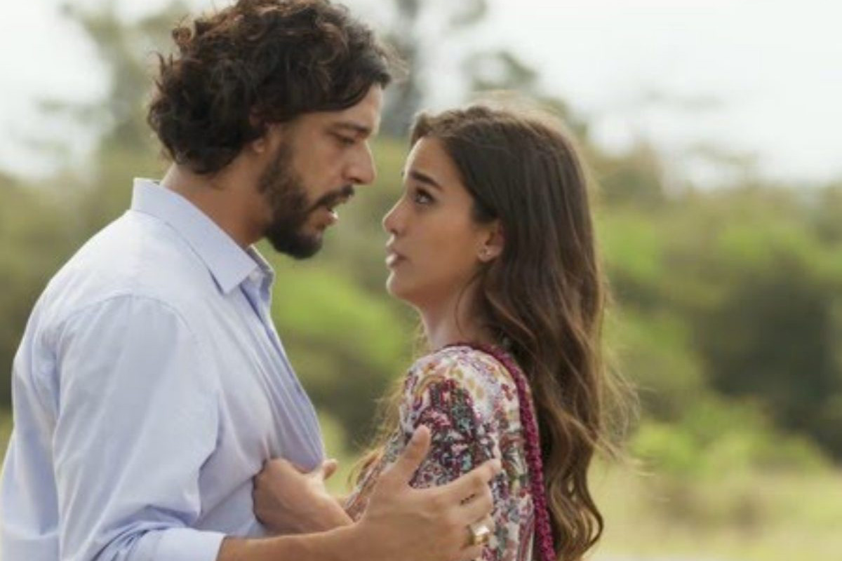 Maruan (Pedro Lamin) e Labibe (Theresa Fonseca) em Mar do Sertão