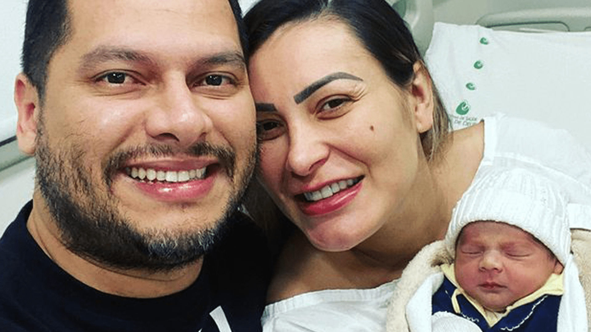 Ex de Andressa Urach ganha guarda de filho e modelo pagará pensão