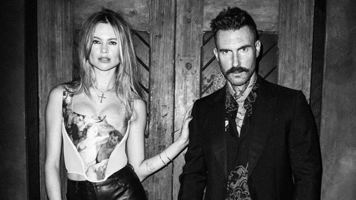 Adam Levine e sua esposa, a modelo Behati Prinsloo - Foto: Reprodução / Instagram