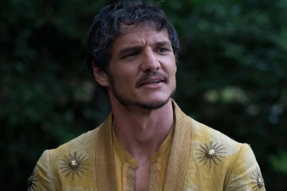 Pedro Pascal relata terror ao contrair infecção que pode levar à cegueira