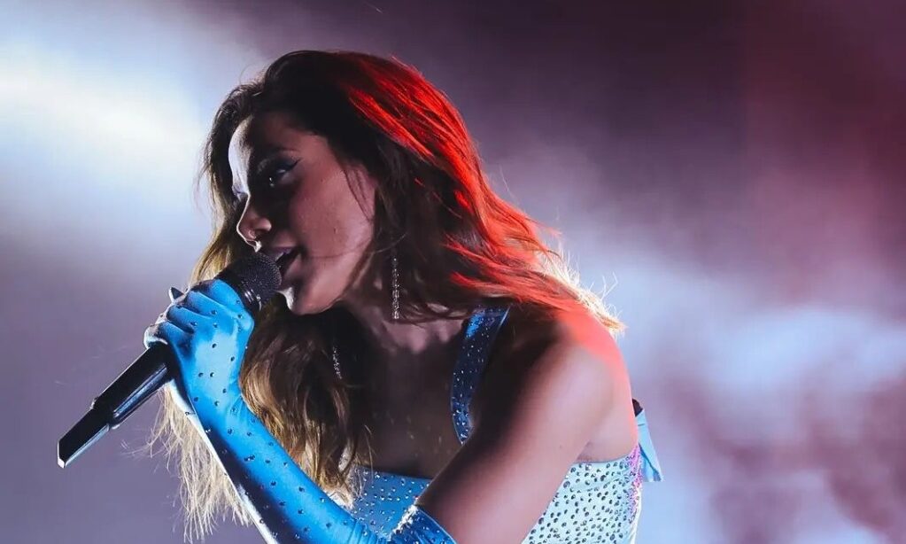 Vulture lista o próximo álbum da Anitta como um dos mais esperados para o verão americano