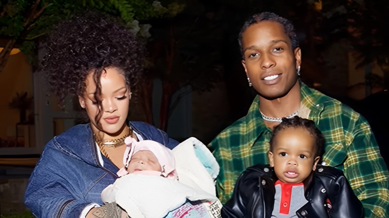 Rihanna e Asap Rocky compartilham fotos com segundo filho Lorena Bueri