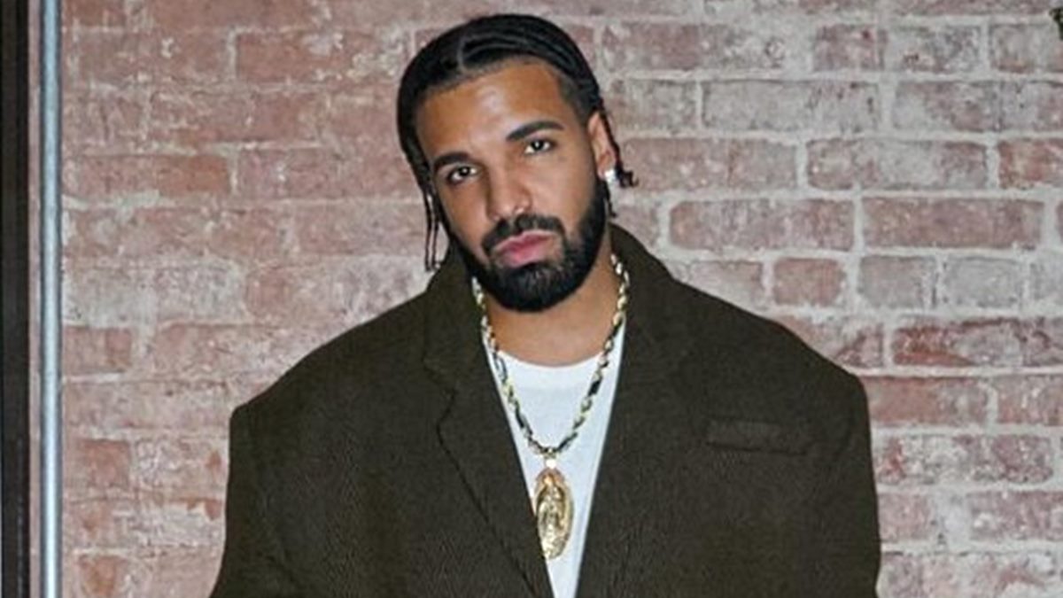 Drake tem suposto vídeo íntimo vazado na web e rapper reage – Fofocas e  Famosos