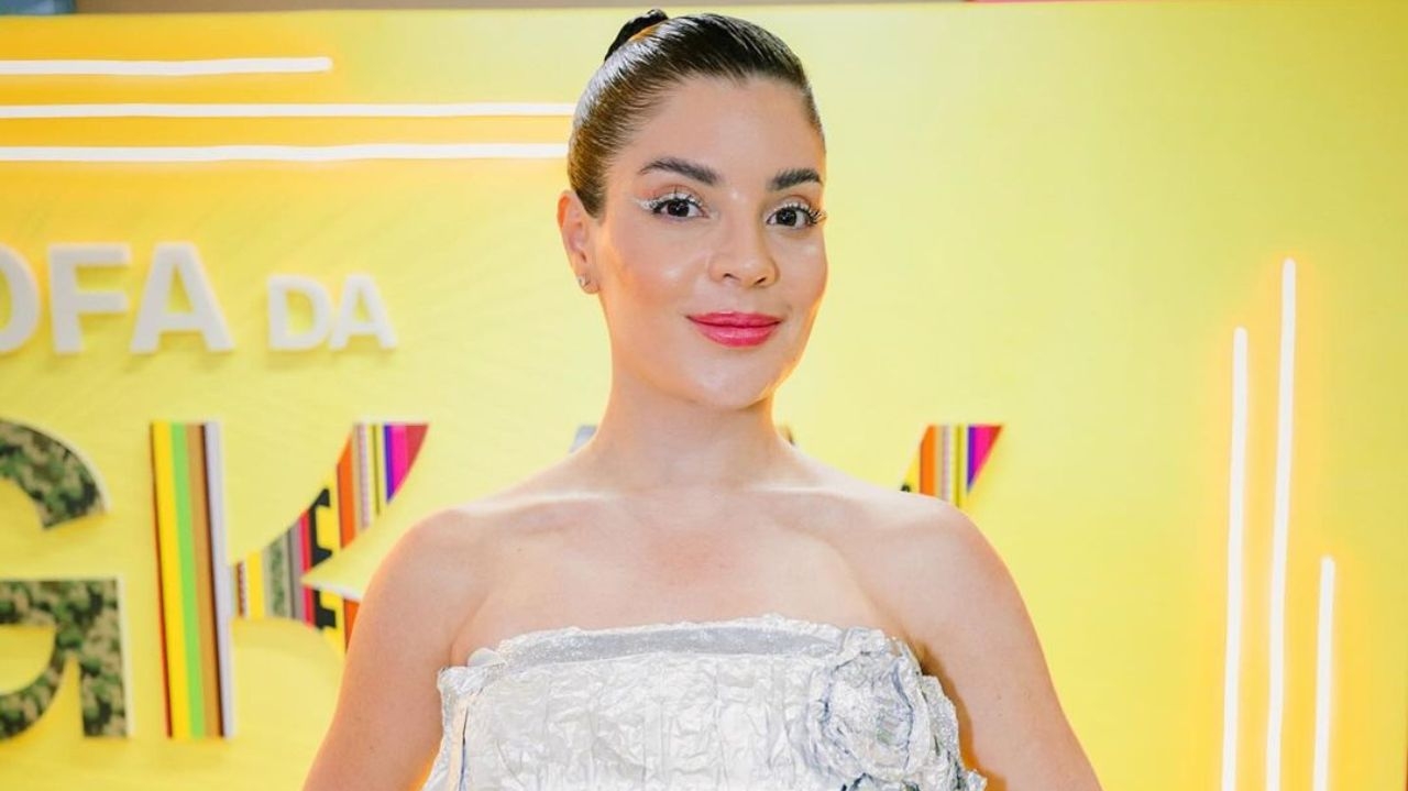 Gkay confirma novidades para a 'Farofa' deste ano Lorena Bueri